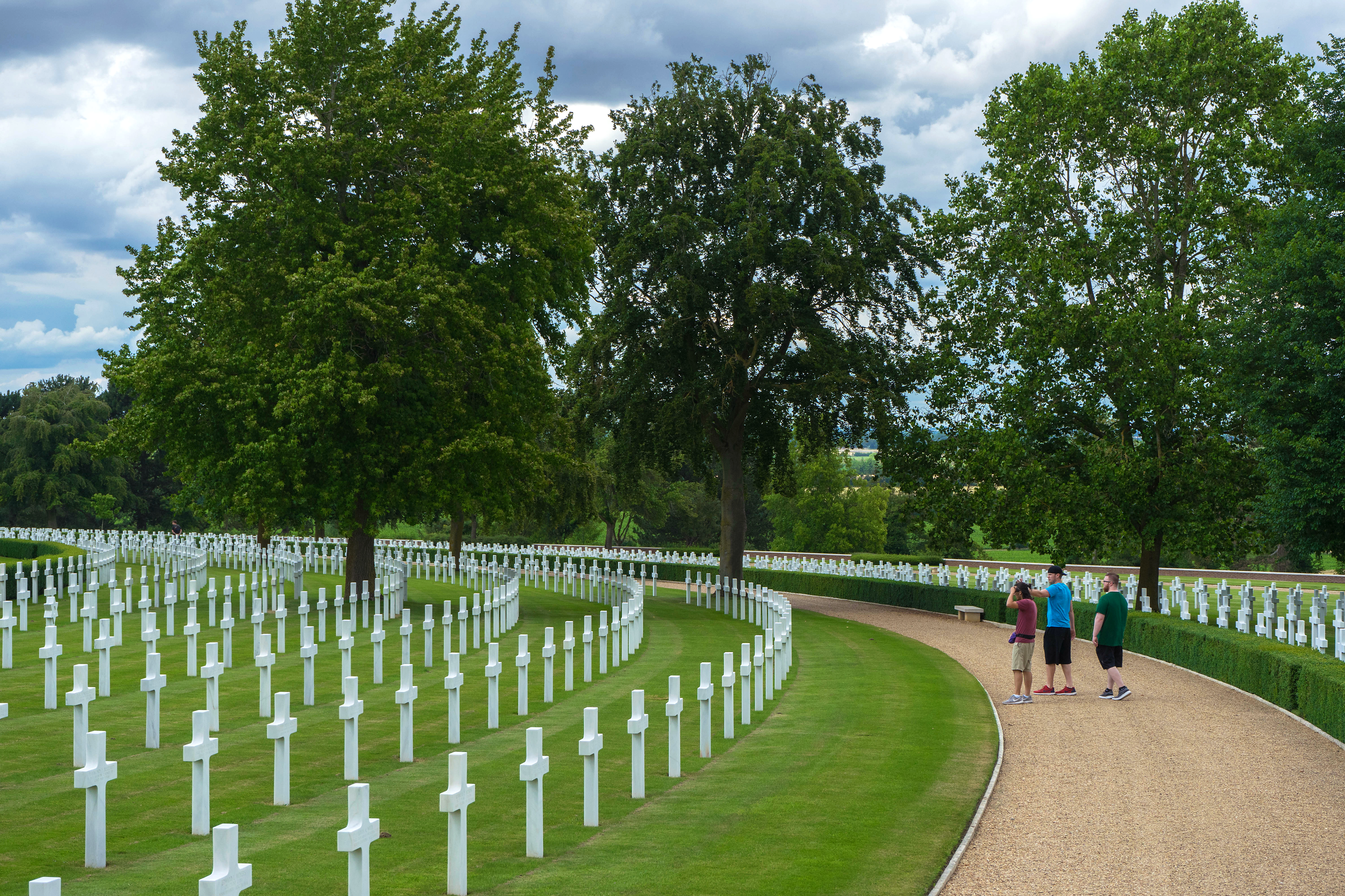 london-cambridge-american-cemetary.jpg